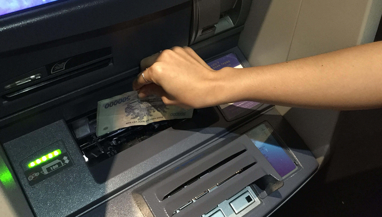 Chuyển tiền không cần mã OTP MBBank tại cây ATM