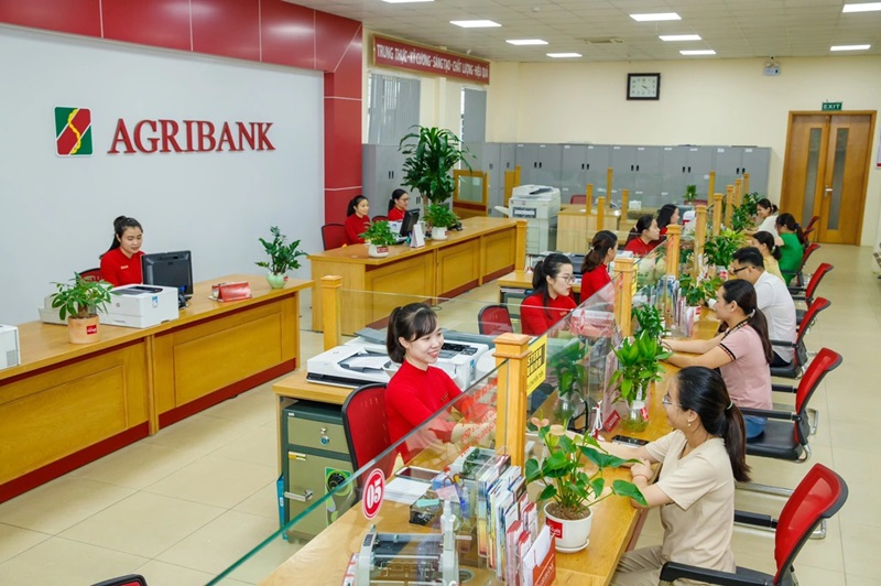 chuyển tiền tại chi nhánh