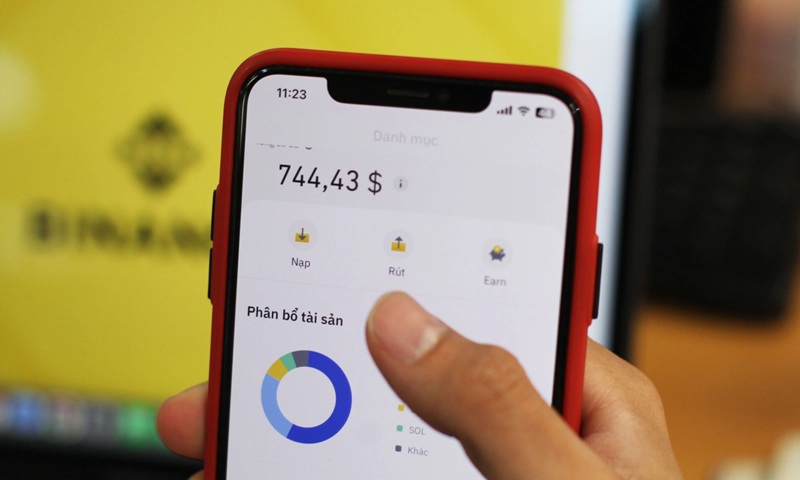 rút tiền có tốn phí không