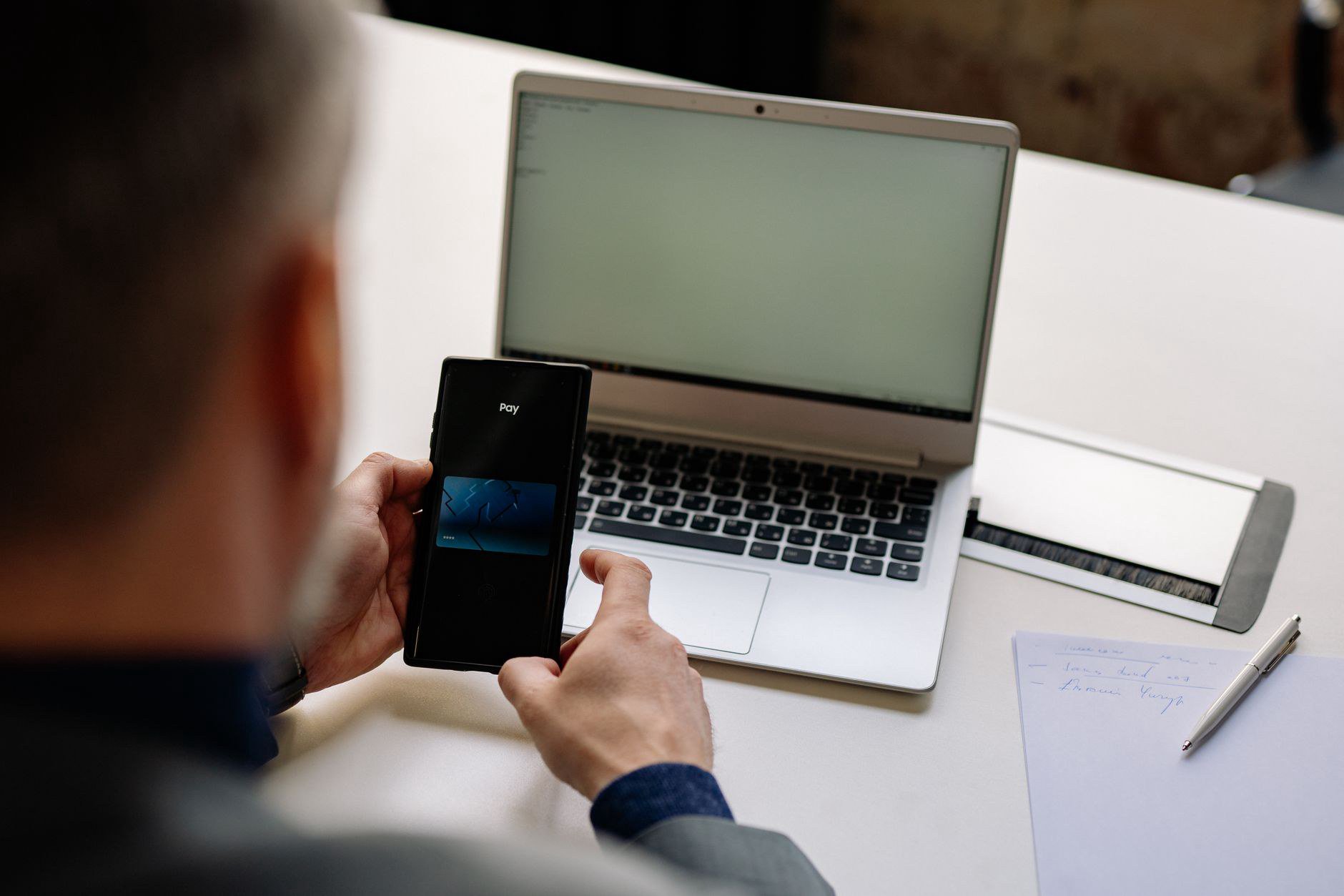 Cách khai thác đầy đủ tính năng mobile banking